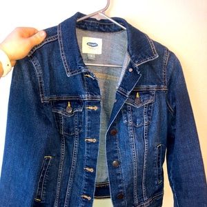 super cute plain jean jacket!
